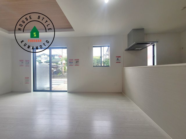 合志市幾久富第1-2棟（2号棟）　の居間・リビング|多くの時間を過すことになるリビングだからこそ、いつも穏やかな空間・解放感が味わえ毎日が充実します。