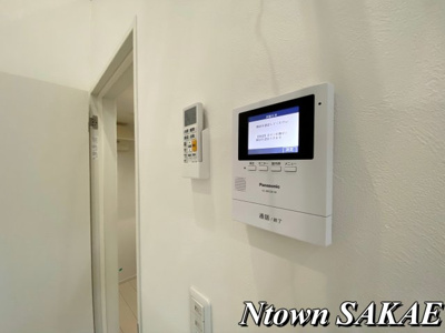 【セキュリティ】 | シルバード | モニター付きインターホンです