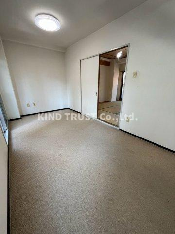 クリエテ梅田の居間・リビング|使いやすい居間です