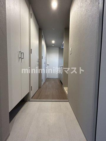 WORVE大阪本町の玄関