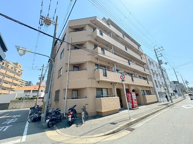 フェリーチェ西中島の外観