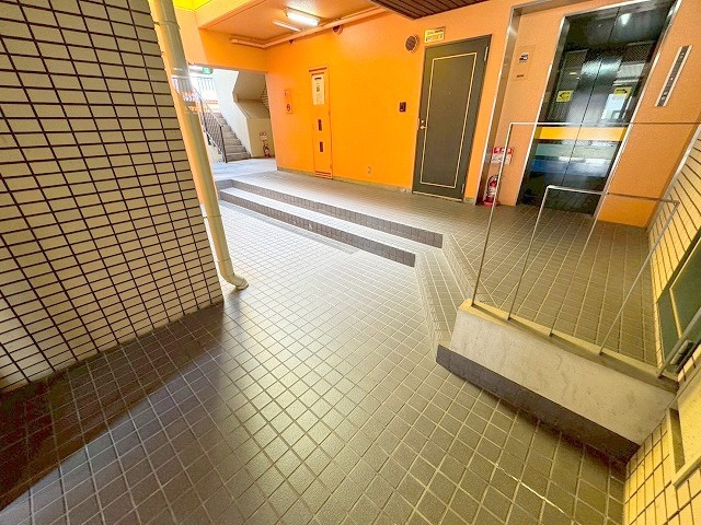 フェリーチェ西中島のロビー