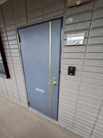 メゾンボナールの玄関