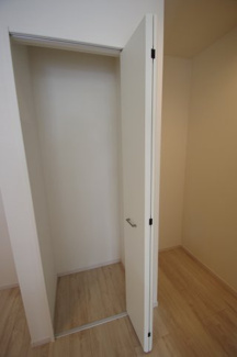 【収納】 | 【仲介手数料無料！！】日野市百草　新築戸建て（全1棟）1号棟　5299万円