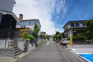 【前面道路含む現地写真】 | 【仲介手数料無料！！】日野市百草　新築戸建て（全1棟）1号棟　5299万円