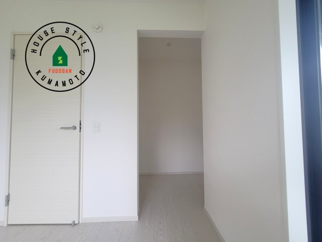 菊池郡大津町大字室第1-3棟（2号棟）　の展望|洋服や大きな荷物が多い方や人数の多いご家族などは、一般的なクローゼットよりもウォークインクローゼットのほうが使い勝手が良いです。