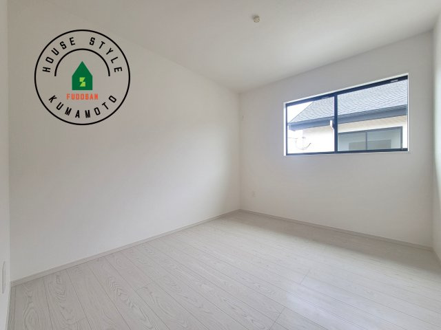 菊池郡大津町大字室第1-3棟（2号棟）　の洋室|採光良好な洋室は全居室、複層ガラスの遮熱効果と断熱効果で、一年中快適に過ごせます。