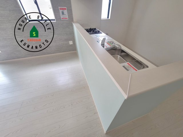 菊池郡大津町大字室第1-3棟（2号棟）　のダイニング|会話が弾む場所として居心地の良いリビングです。