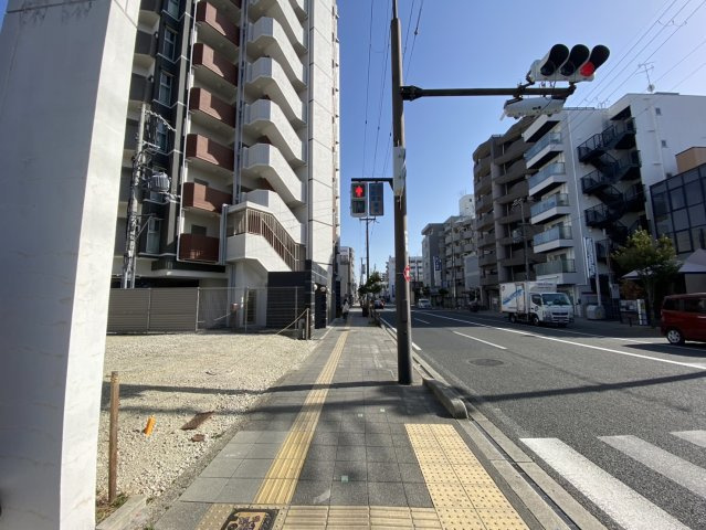 豊中市服部本町4丁目土地の前面道路含む現地写真|前面道路は国道１７６号線！
北側から撮影！