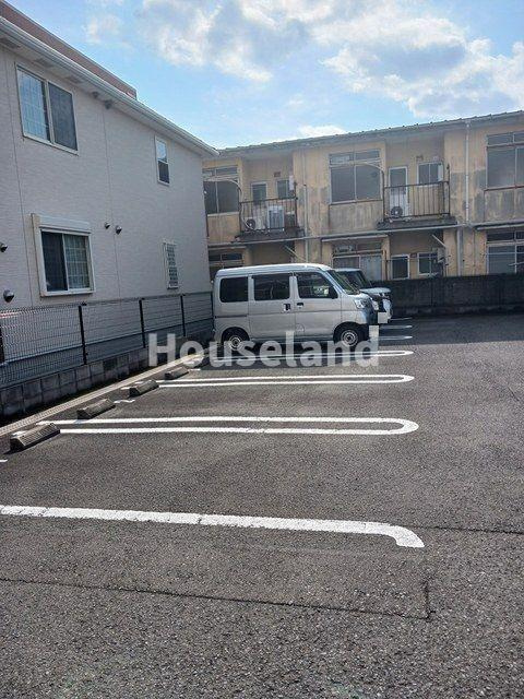 フォレスタ・高松　Ⅰの駐車場