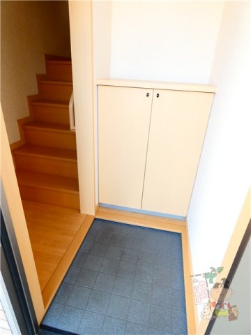 ハーヴェスト田井　Ｂの玄関