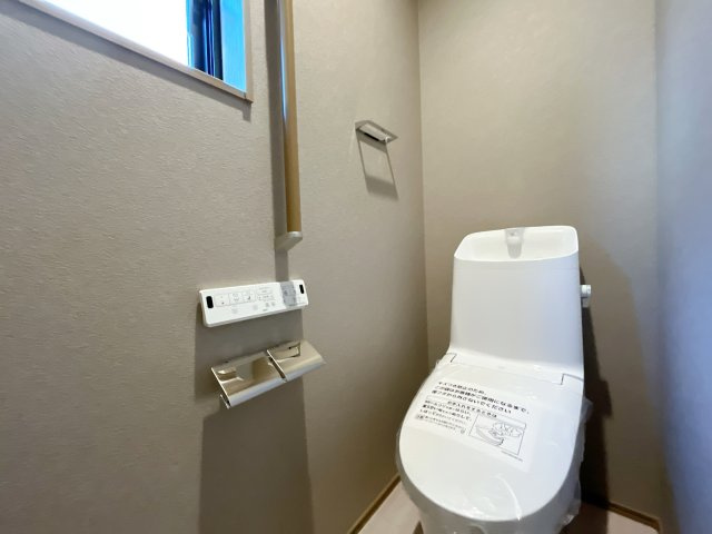 深谷市常盤町　新築戸建　全2棟　のトイレ