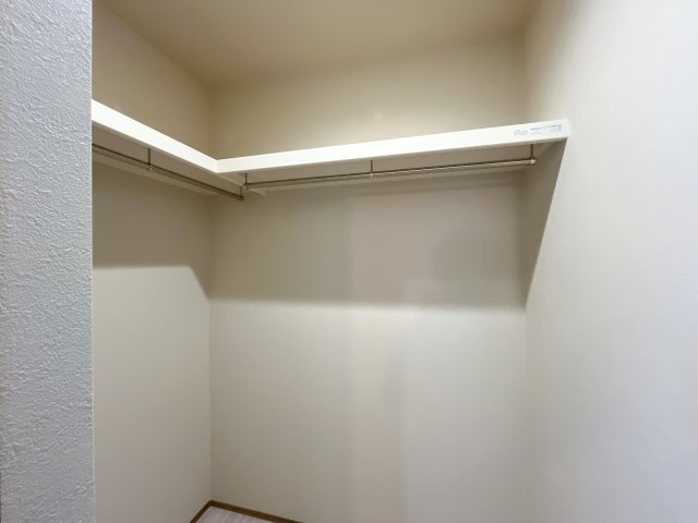 深谷市常盤町　新築戸建　全2棟　の収納|洗面室横のファミリークローク！