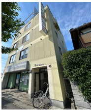 草津市平井１丁目の店舗一部の外観