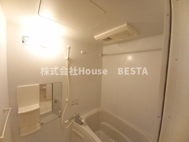 アーバングリーン兵庫ステーションフロントの浴室