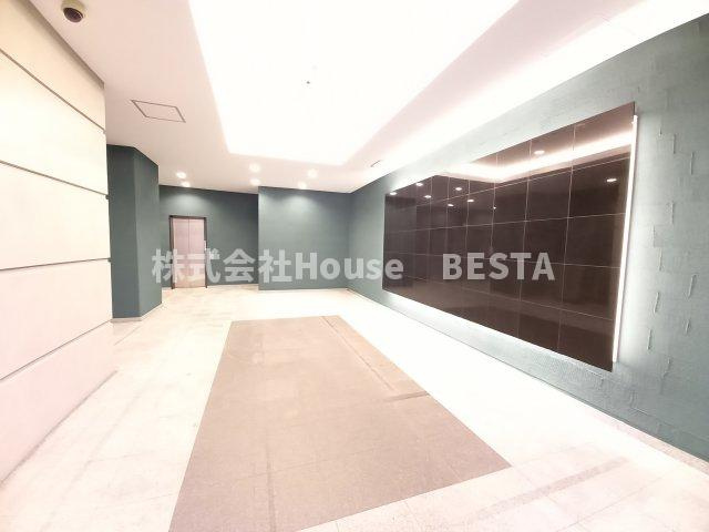 アーバングリーン兵庫ステーションフロントのエントランス