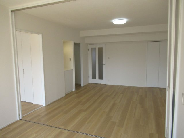 【居間・リビング】 | ロマネスク原第2☆仲介手数料無料☆