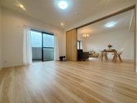 【洋室】 | アーティックス大手町☆仲介手数料無料☆ | ふとのぞく、窓からの景色にホッとする。窓はときに、いろんな表情をみせます。