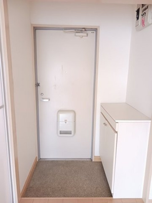 【玄関】 | デラックスハイツ