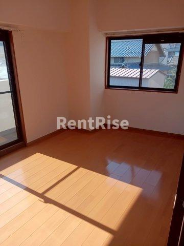 SUNSHINE　KONOMIYAの居間・リビング