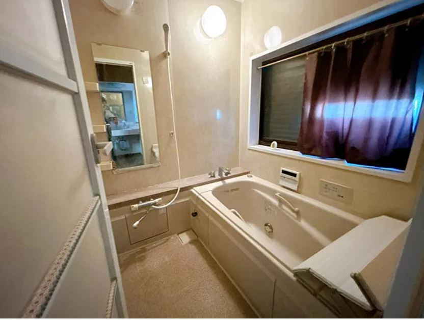 上里町嘉美　中古1549の浴室