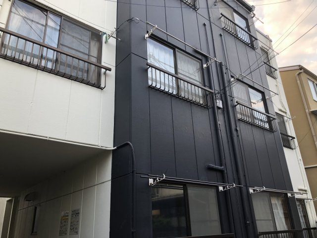 みのるコーポの玄関