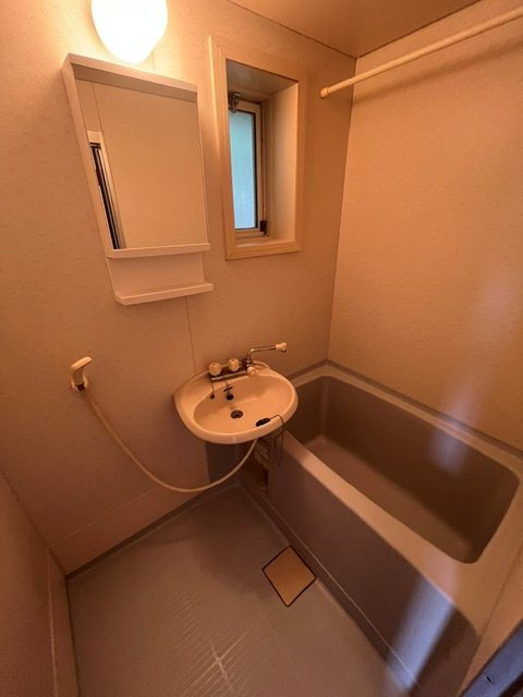 コスモコープの浴室