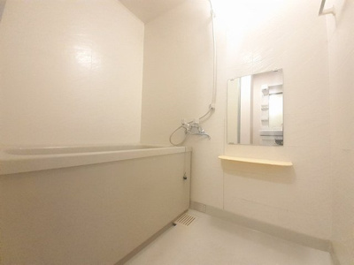 【浴室】 | エスポワールドミールＢ | 日々の暮らしに欠かせないお風呂です