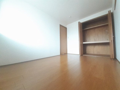 【収納】 | エスポワールドミールＢ | 大きなスペースがあり、収納には困りません