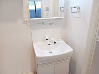 【洗面所】 | サニー　アヴニール