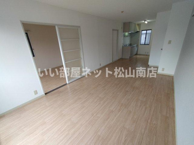 【居間・リビング】 | ディアスＥＡＳＴ　Ｂ棟