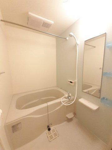 サンシャインオールウェイズＣの浴室|きれいなお風呂です