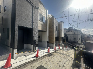 【前面道路含む現地写真】 | 前面道路含む現地写真です