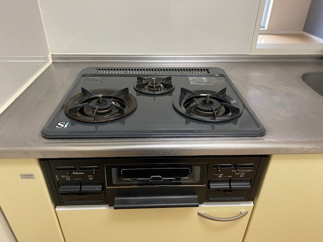 コルトーナ弐番館のその他|お料理がはかどる3口ガスレンジ