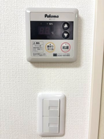 コルトーナ弐番館のエントランス|オートロックでセキュリティ面も安心