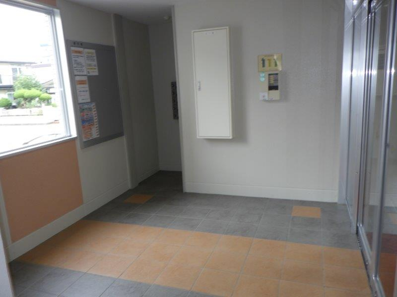 コルトーナ弐番館のエントランス