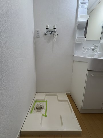 コルトーナ弐番館の設備|洗濯機置き場