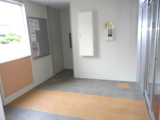 コルトーナ弐番館のセキュリティ|モニター付きインターホン