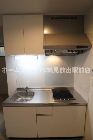 東大阪市稲田本町３丁目のアパートのキッチン