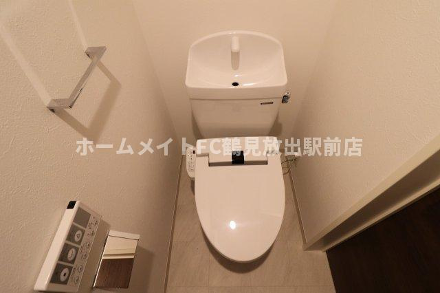 東大阪市稲田本町３丁目のアパートのトイレ