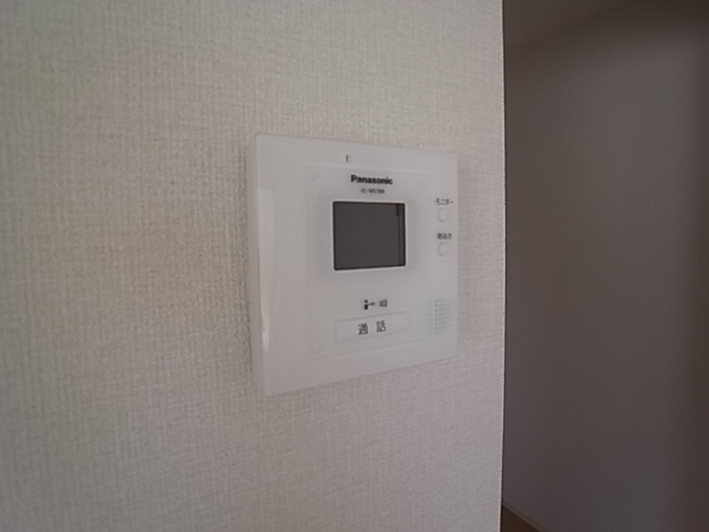神戸市北区鈴蘭台東町３丁目のアパートのセキュリティ|TV付インターフォン