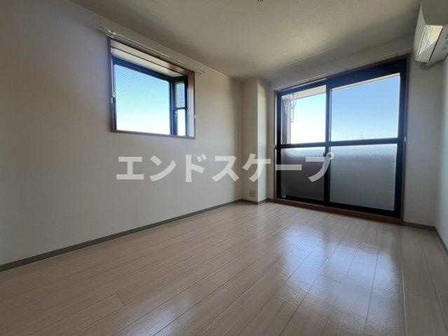 クローバービルの洋室|高崎、前橋のお部屋探しはエンドスケープまで！お客様の理想お聞かせ下さい♪