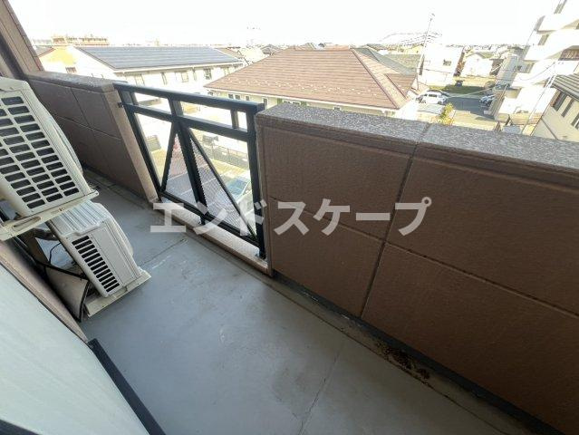 クローバービルのバルコニー|高崎、前橋のお部屋探しはエンドスケープまで！お客様の理想お聞かせ下さい♪