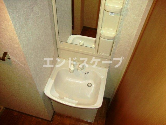 クローバービルの洗面所|洗髪洗面化粧台
高崎、前橋のお部屋探しはエンドスケープまで！お客様の理想お聞かせ下さい♪