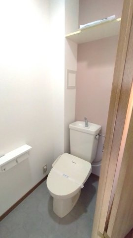 ディオフェルティ石切のトイレ