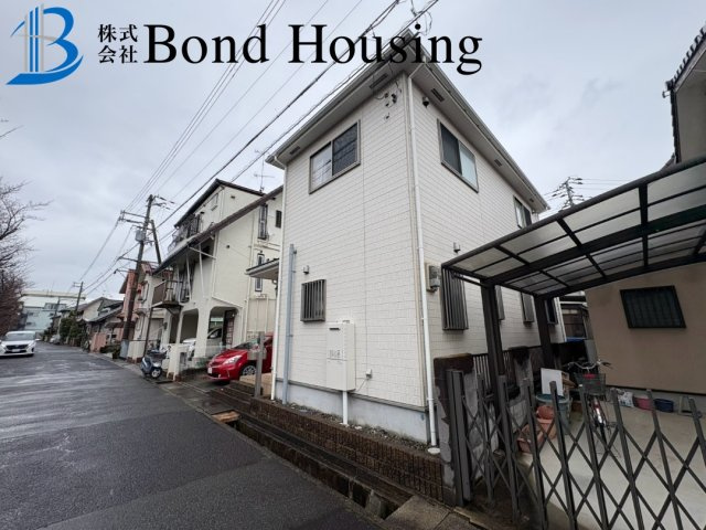 南別府4丁目　良質中古戸建　お車２台可　築15年の前面道路含む現地写真