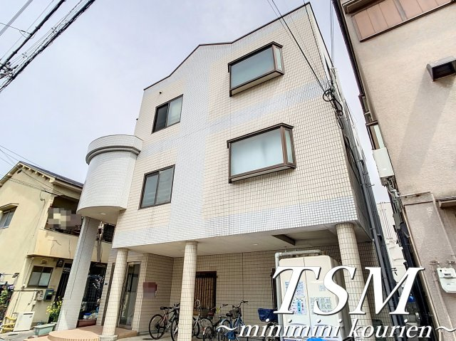 コスモハイツの外観