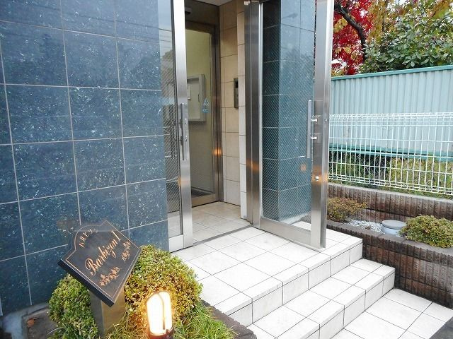 バルビゾンⅠのエントランス