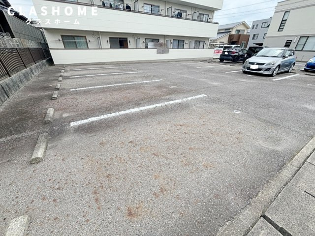 サンシティデンマークⅡ　　刈谷市近郊の賃貸ならクラスホーム刈谷の駐車場