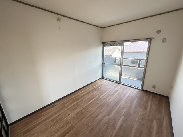 パラシオ東海の洋室